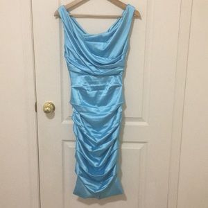 Le chateau blue dress